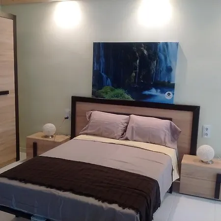 Residencia Celma Guest house *